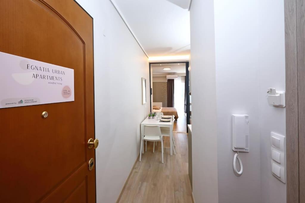 Egnatia Downtown, Urban Apartments B Thessaloniki Exterior foto