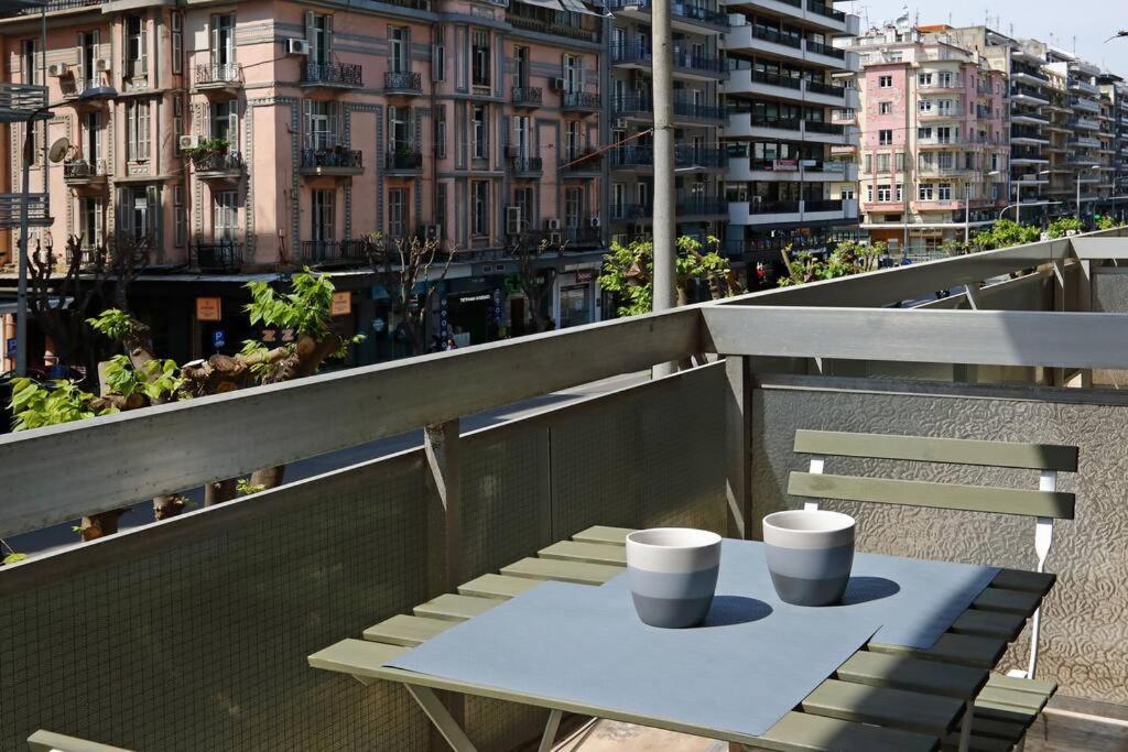 Egnatia Downtown, Urban Apartments B Thessaloniki Exterior foto