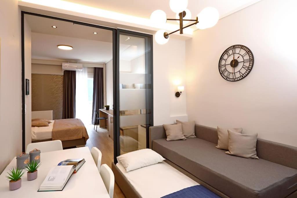 Egnatia Downtown, Urban Apartments B Thessaloniki Exterior foto